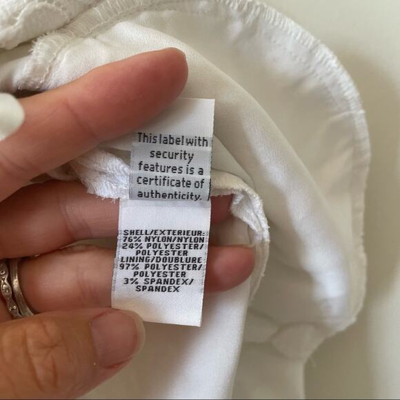 Diane Von Furstenberg Carpreena White Daisy Eyelet Mini Dress 4 - Picture 10 of 10